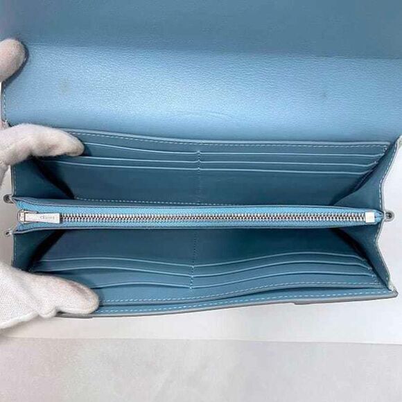 Céline Multifunction Blue Leather Wallet (Pre-Owned) - Picture 4 of 10